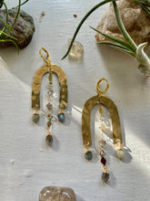 Load image into Gallery viewer, Labradorite Arches

