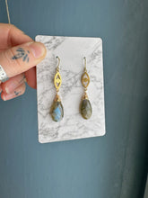 Load image into Gallery viewer, Labradorite Eyes
